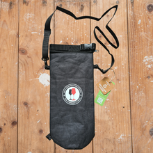 Lade das Bild in den Galerie-Viewer, KEIN WEIN DEN FASCHISTEN Kühltasche "Antifa"