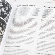 Lade das Bild in den Galerie-Viewer, "Fußball. Flucht. Exil." Der Katalog zur Ausstellung