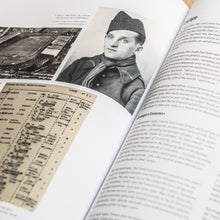 Lade das Bild in den Galerie-Viewer, "Fußball. Flucht. Exil." Der Katalog zur Ausstellung