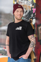 Lade das Bild in den Galerie-Viewer, KEIN WEIN DEN FASCHISTEN T-Shirt (unisex)