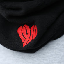 Lade das Bild in den Galerie-Viewer, 1910 Herz Schlauchschal
