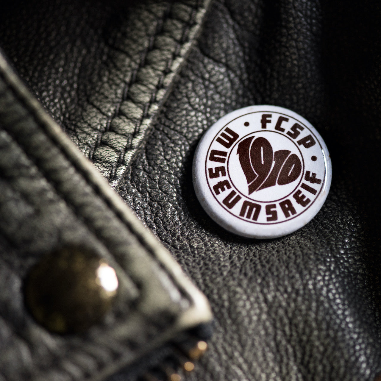 Button 